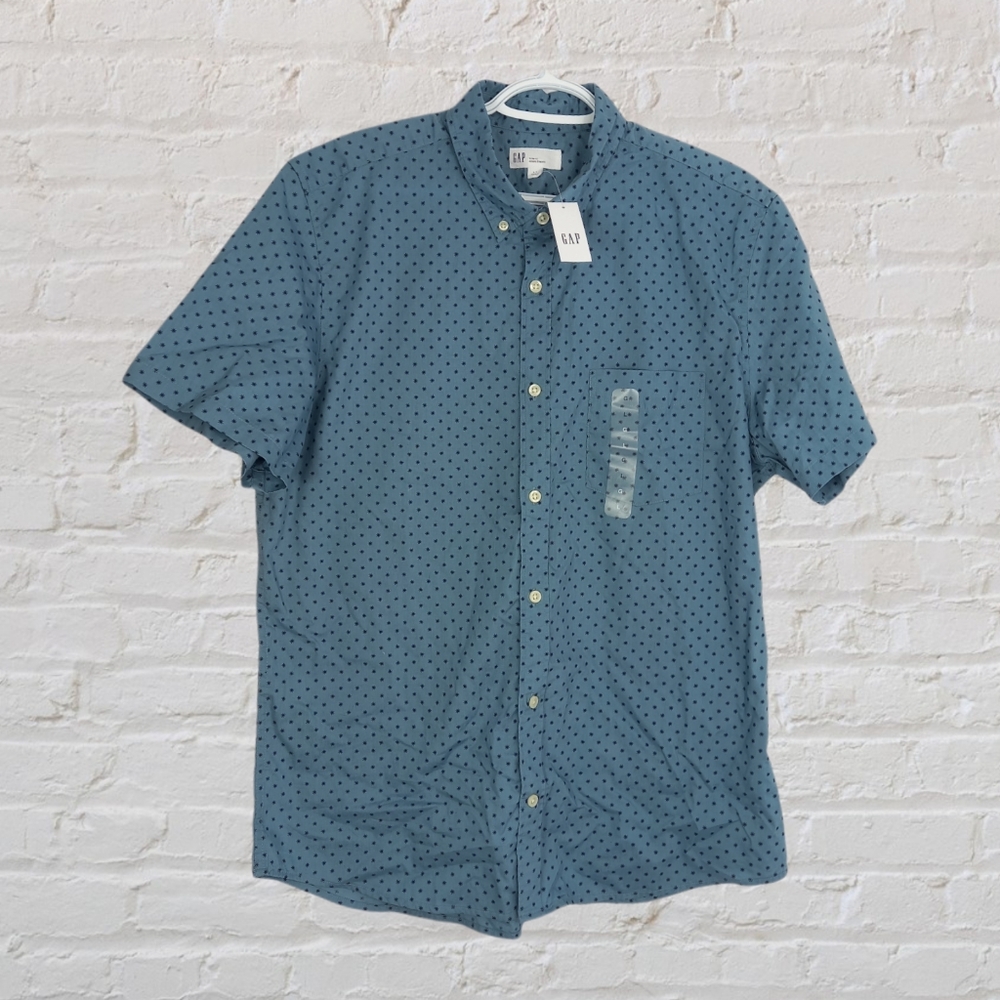 NWT Gap men's button up pattern shirt